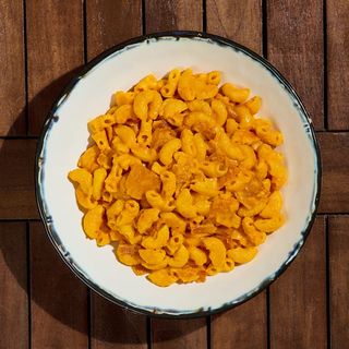 Chicken Buffalo Mac N Cheese (Picante)