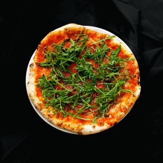 Romana Marinara sa rucolom