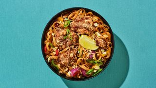 Noodles Teriyaki con Pollo