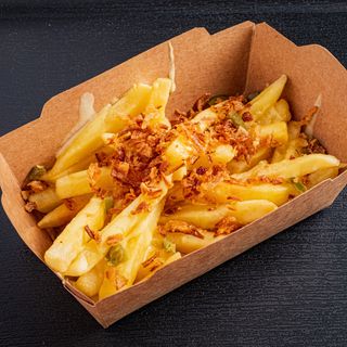 Patatas Fritas Con Salsa Chedder Y Cebollas Fritas (250 Gr.)