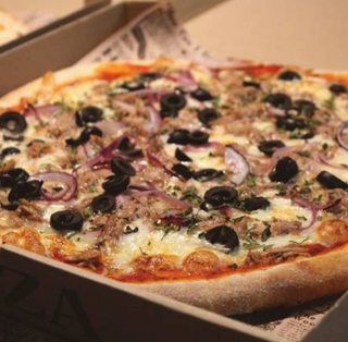 Pizza De Atún (30 Cm.)