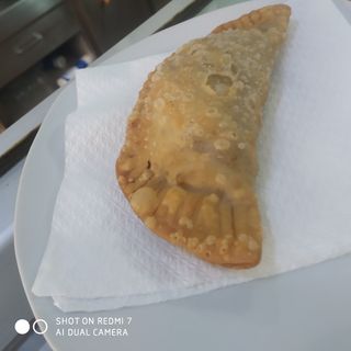 Empanada De Magro A La Cerveza