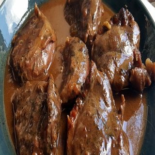 Carrilleras al vino tinto