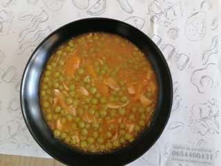 Grašak sa svinjskim mesom