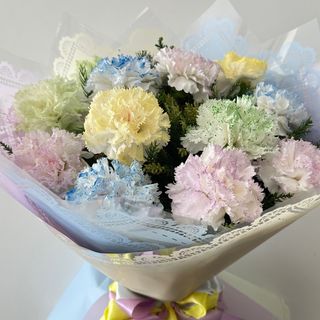 Մեխակով փունջ