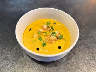 Крем суп з креветками (280g)