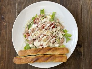 Sałatka z tuńczykiem