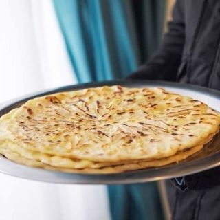 Placinta creață  cu branza de oi