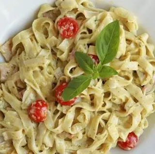 Creamy pesto