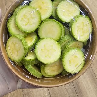 Zucchine bianche 300 gr circa 