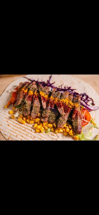 Tortilla beef burger