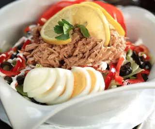 Salata de ton Nicoise