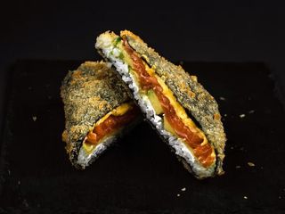 Sushi tost z łososiem 175 gr