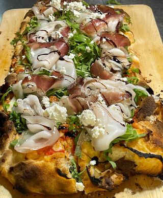 Lardo rucola ricotta di pecora alla pala