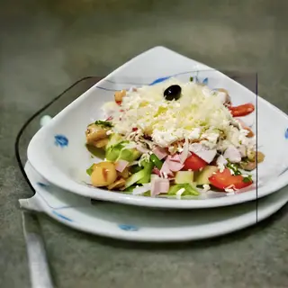Овчарска салата (550г)