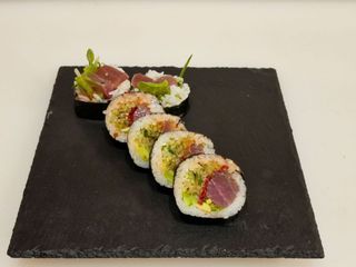 Chilli Maguro Futo Maki 
