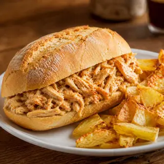 Bocadillo De Pollo Asado