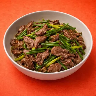 Мясо с зеленым луком 