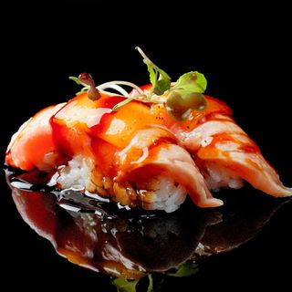 073  Salmon nigiri CHEDDAR 3U