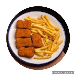 CHICKEN NUGGETS WITH FRENCH FRIES