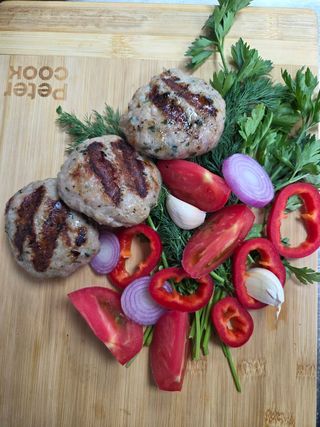 Свинско кюфте