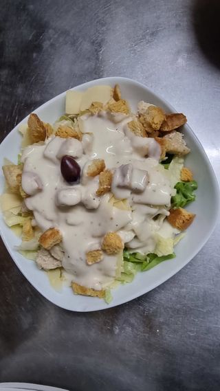 Салата Цезар (400г)