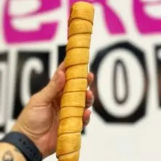 Tequeñon Venezolano con Demasiado Queso