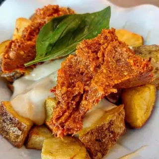 Bravas