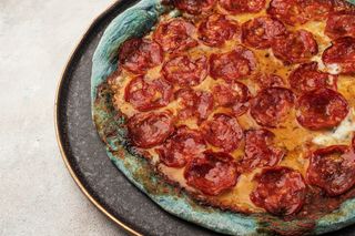 Піца пепероні