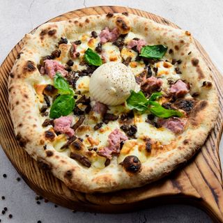 Pizza Salsiccia Affumicata