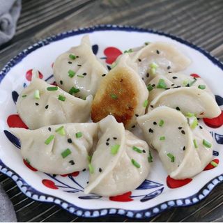 Ravioli grigliate con pollo piccante 4pz