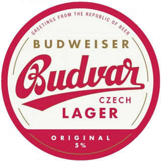 Bere la halbă Budweiser Budvar