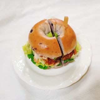 Bagel Pollo