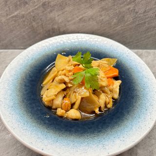 192 Pollo con mandorle