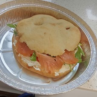 Pan arabo de salmón 