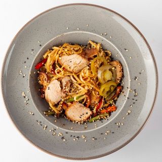 Удон з свининою(350г)