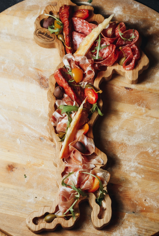 Misto salumi italiani con grissini