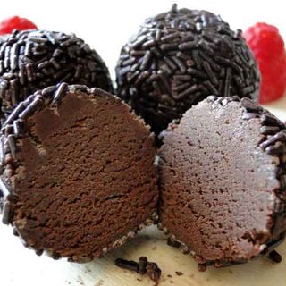 Trufas de chocolate (4uds.) / Chocolate truffles (4 pieces)