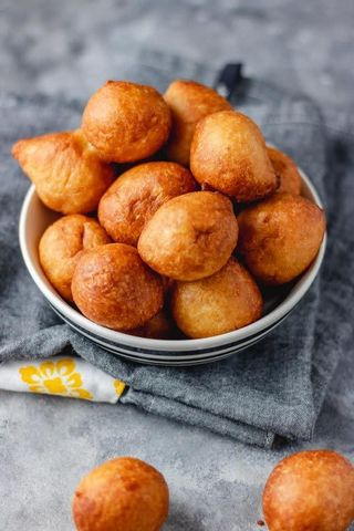 Beignets Rouges Sucrés (Gboflotos)