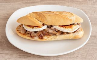 Secreto Con Queso De Cabra Gratinado