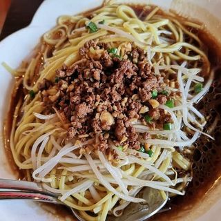 Tallarines estilo de casa ¨ming¨