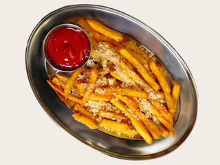 Картопля фрі з пармезаном (150g)