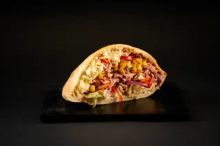 Sandwich cu Ton