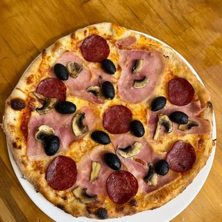 Pizza Quattro Stagioni