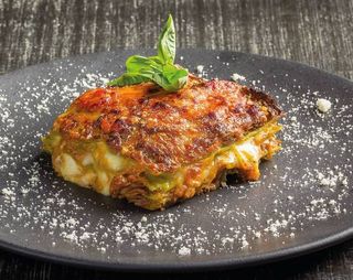 Lasagna di Ragú di carrillera de cerdo