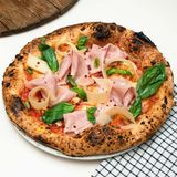 Pizza prosciutto