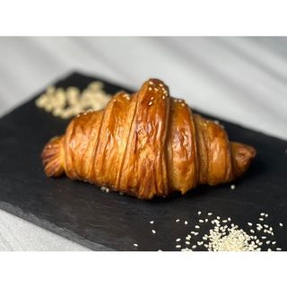 Круассан с сыром (200г)