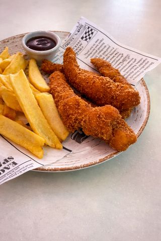Fingers De Pollo Crujientes (Ración)
