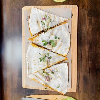 Quesadilla mixta