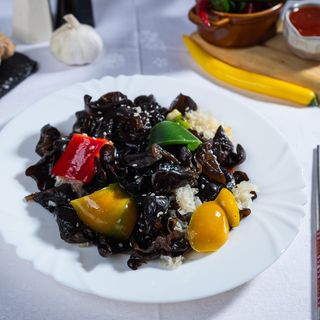 Salata de urechi de lemn